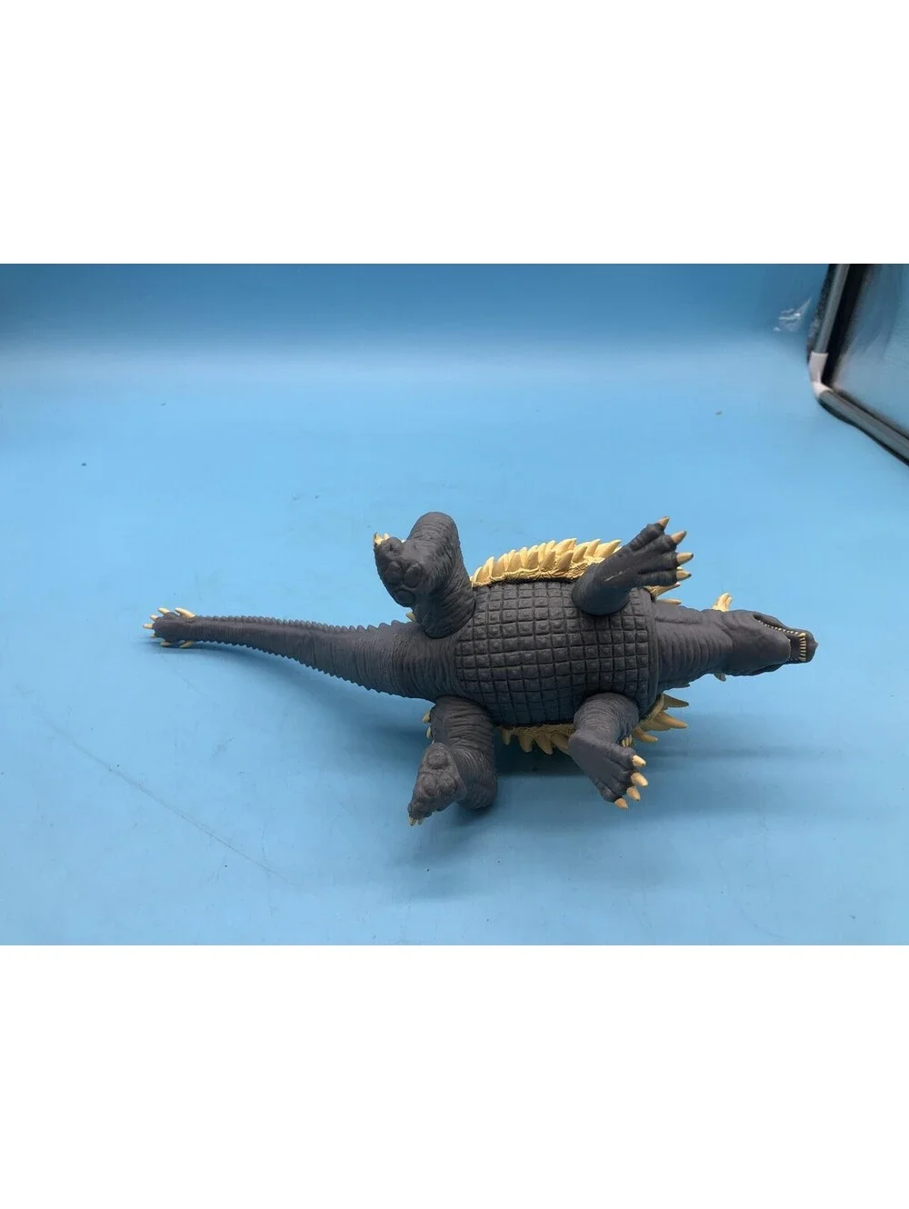 Spiked Armored Dinosaur Monster Action Figure Toy Gray Yellow 6in Unboxed